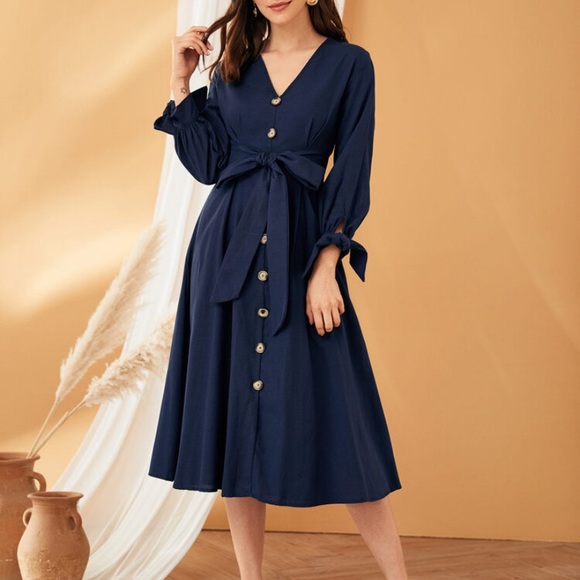 Dresses & Skirts - 🌟HOST PICK🌟Navy Linen Look Dress with Knot Cuff